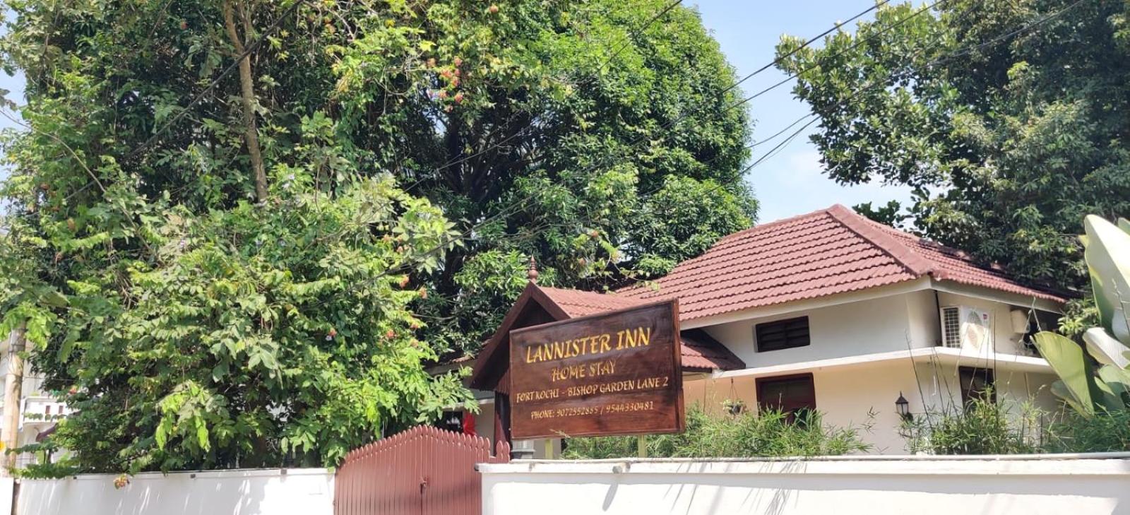 Lannister Inn Kochi Exterior photo